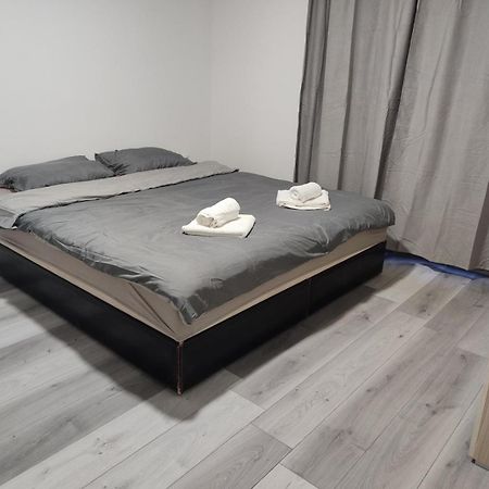 Apartmani Hub Ni Екстериор снимка