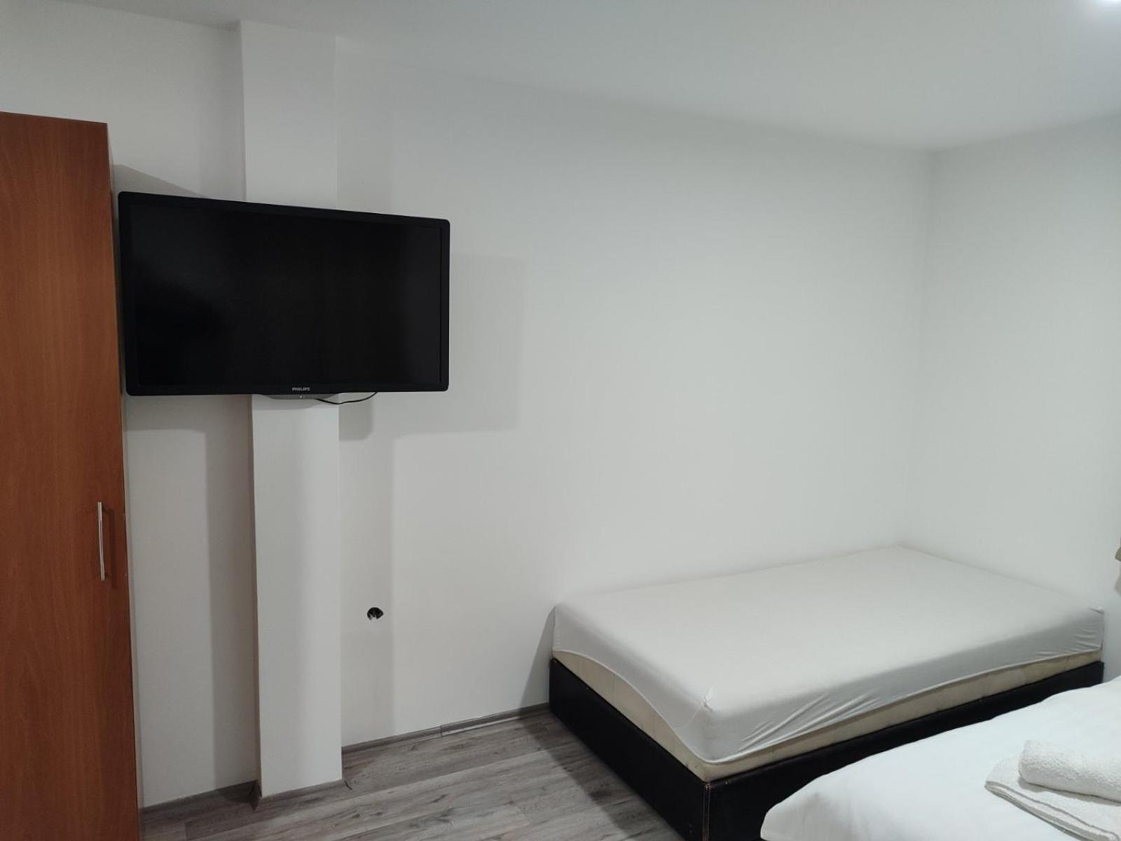 Apartmani Hub Ni Екстериор снимка